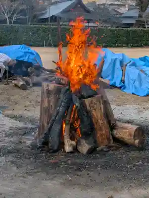 賀茂別雷神社（上賀茂神社）の{uncategorized: "未分類", other: "その他", undefined: "問題あり", building: "その他建物", grave: "お墓", sacred_gate: "鳥居", guardian: "狛犬", statue: "像", buddha: "仏像", history: "歴史", nature: "自然", garden: "庭園", animal: "動物", pagoda: "塔", temizu: "手水舎", mountain_gate: "山門・神門", sanctuary: "本殿・本堂", subordinate: "末社・摂社", art: "芸術", scenery: "景色", jizo: "地蔵", ema: "絵馬", goshuin: "御朱印", omikuji: "おみくじ", items: "授与品その他", amulet: "お守り", goshuincho: "御朱印帳", eats: "食事", festival: "お祭り", votive_dance: "神楽", shichigosan: "七五三参", wedding: "結婚式", experience: "体験その他", initially: "初詣", around: "周辺", anti_infection: "感染症対策"}