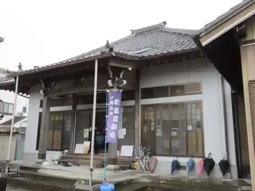 龍渕寺の本殿・本堂