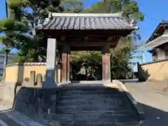 日輪寺の山門