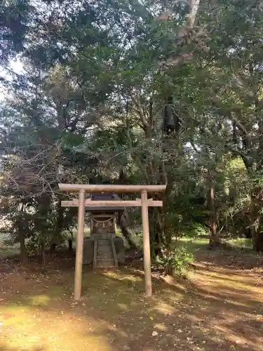 松山神社の{uncategorized: "未分類", other: "その他", undefined: "問題あり", building: "その他建物", grave: "お墓", sacred_gate: "鳥居", guardian: "狛犬", statue: "像", buddha: "仏像", history: "歴史", nature: "自然", garden: "庭園", animal: "動物", pagoda: "塔", temizu: "手水舎", mountain_gate: "山門・神門", sanctuary: "本殿・本堂", subordinate: "末社・摂社", art: "芸術", scenery: "景色", jizo: "地蔵", ema: "絵馬", goshuin: "御朱印", omikuji: "おみくじ", items: "授与品その他", amulet: "お守り", goshuincho: "御朱印帳", eats: "食事", festival: "お祭り", votive_dance: "神楽", shichigosan: "七五三参", wedding: "結婚式", experience: "体験その他", initially: "初詣", around: "周辺", anti_infection: "感染症対策"}