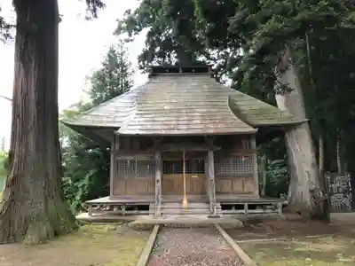 伊豆原山神社の本殿・本堂