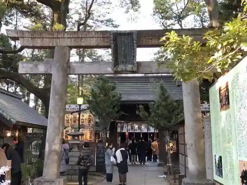 赤坂氷川神社の鳥居