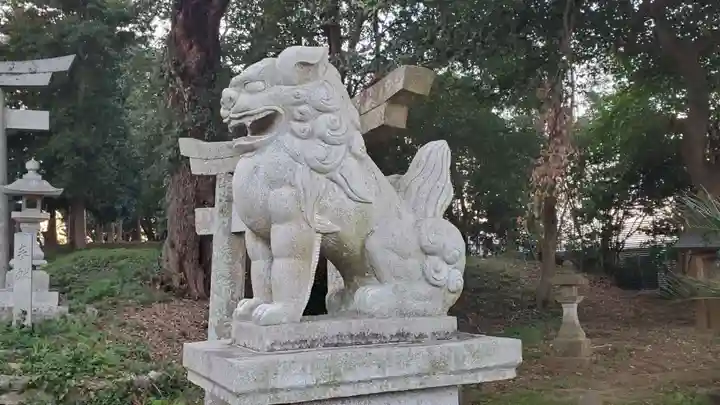 光岡八幡宮の狛犬