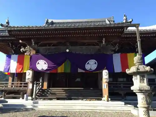 西法寺の本殿・本堂