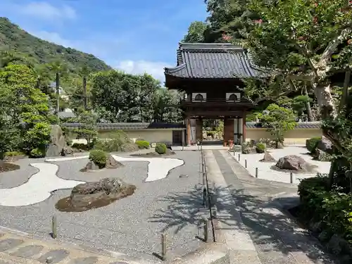 極楽寺の庭園