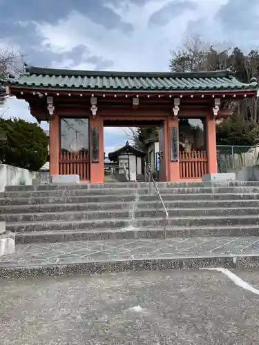 釜石大観音の山門