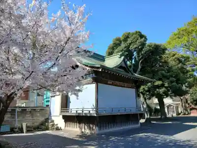 六所神社の{uncategorized: "未分類", other: "その他", undefined: "問題あり", building: "その他建物", grave: "お墓", sacred_gate: "鳥居", guardian: "狛犬", statue: "像", buddha: "仏像", history: "歴史", nature: "自然", garden: "庭園", animal: "動物", pagoda: "塔", temizu: "手水舎", mountain_gate: "山門・神門", sanctuary: "本殿・本堂", subordinate: "末社・摂社", art: "芸術", scenery: "景色", jizo: "地蔵", ema: "絵馬", goshuin: "御朱印", omikuji: "おみくじ", items: "授与品その他", amulet: "お守り", goshuincho: "御朱印帳", eats: "食事", festival: "お祭り", votive_dance: "神楽", shichigosan: "七五三参", wedding: "結婚式", experience: "体験その他", initially: "初詣", around: "周辺", anti_infection: "感染症対策"}