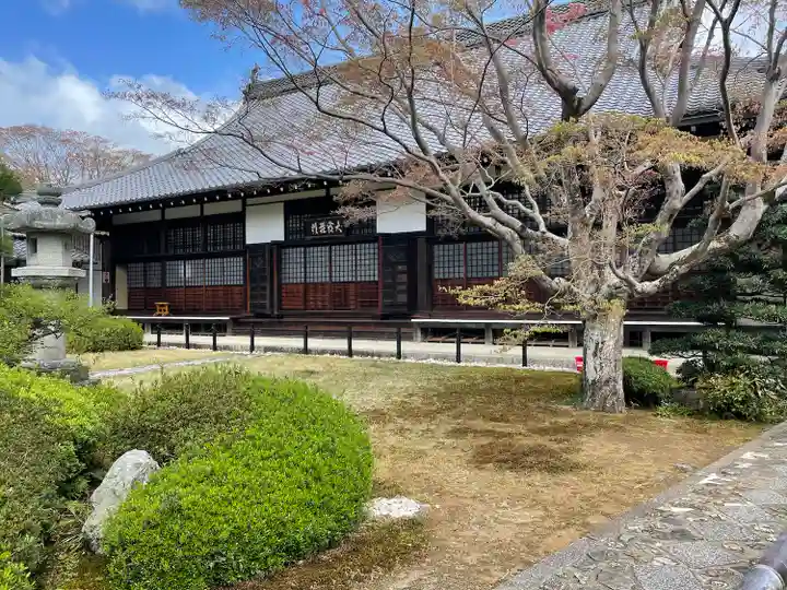 源光庵の本殿・本堂