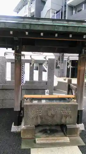 貴舩神社（貴菅神社）の手水舎