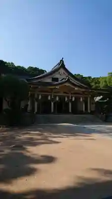 湊川神社の本殿・本堂