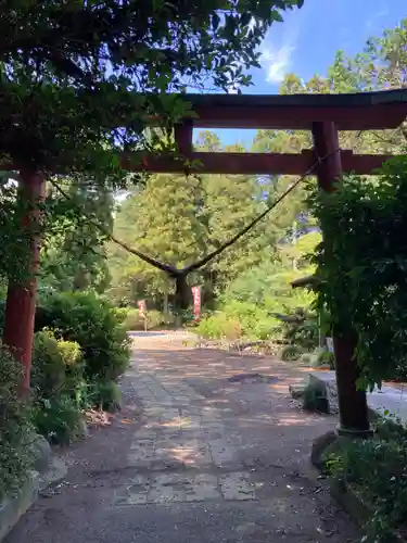 小川温泉神社の鳥居