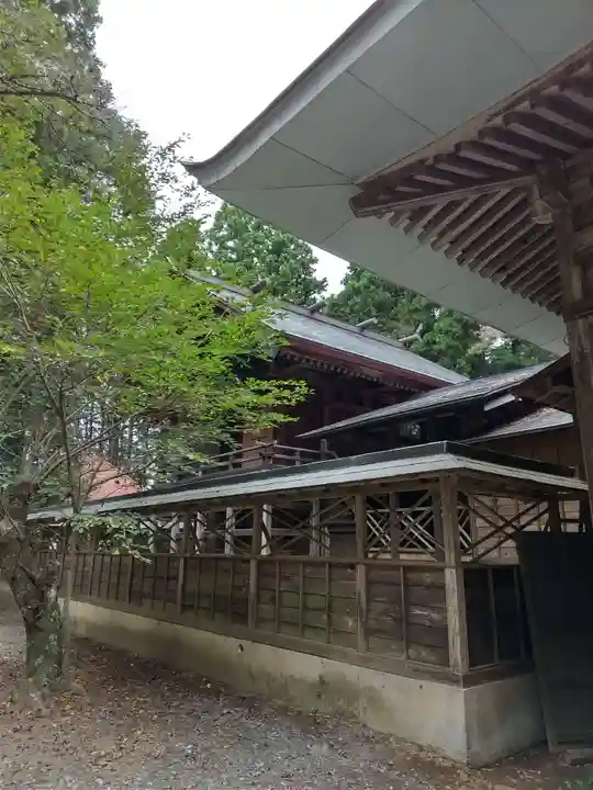 亀岡八幡宮の本殿・本堂