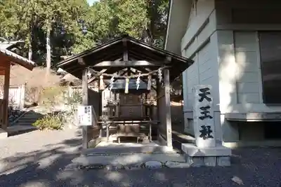 伊奈冨神社の末社・摂社