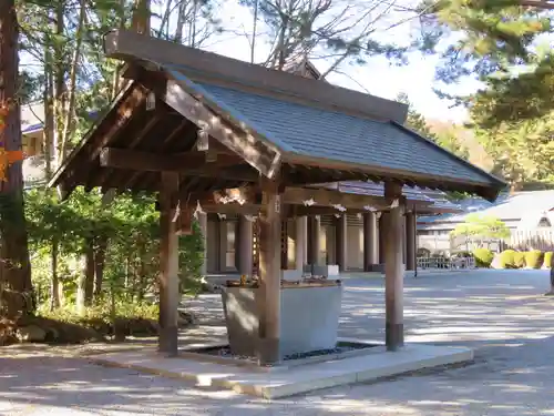 身曾岐神社の手水舎