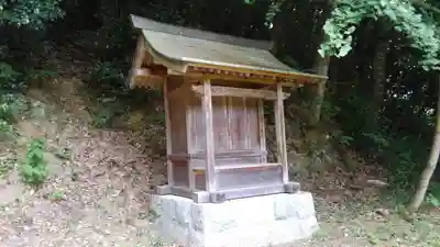 真南条下稲荷神社のその他建物