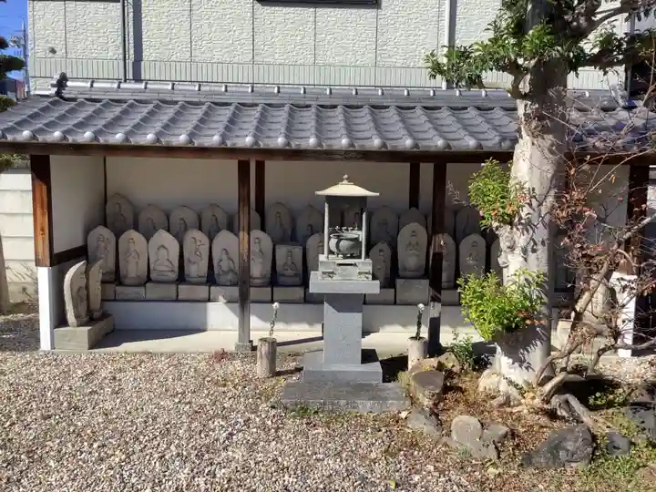 秋葉山 常光院の地蔵