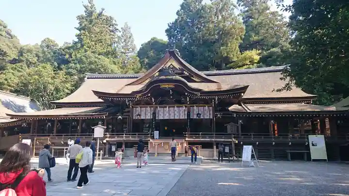 大神神社の本殿・本堂