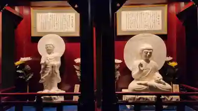 大観密寺の仏像