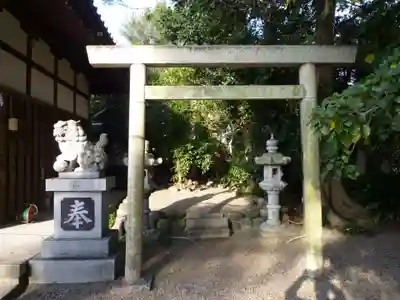 飯野神社の鳥居