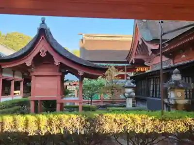 伊佐爾波神社の末社・摂社