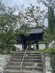 大楽寺の山門