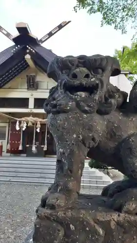 江南神社の狛犬