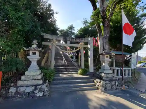 二宮神社の鳥居