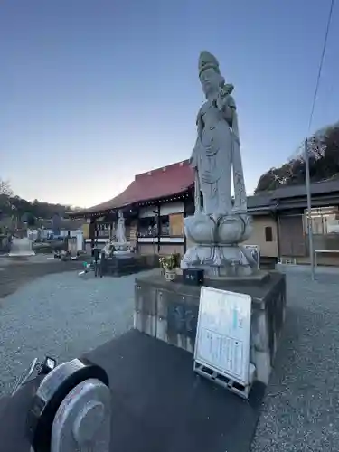 伊勢原 法泉寺の仏像