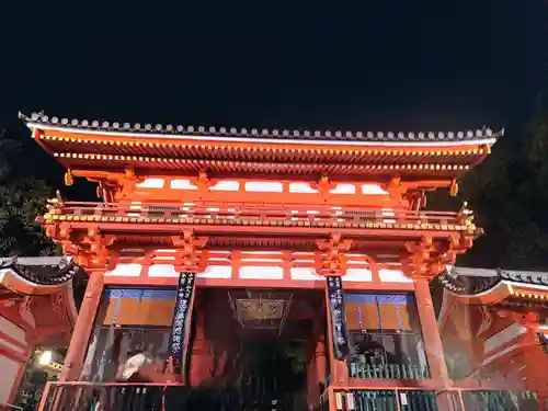 八坂神社(祇園さん)の山門・神門