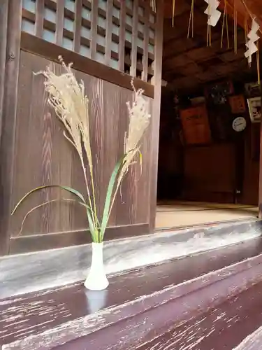 伏木香取神社の本殿・本堂