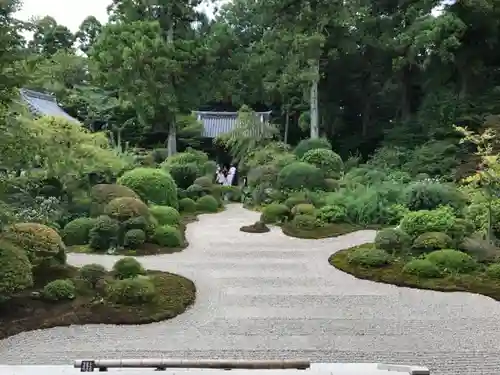 龍潭寺の庭園