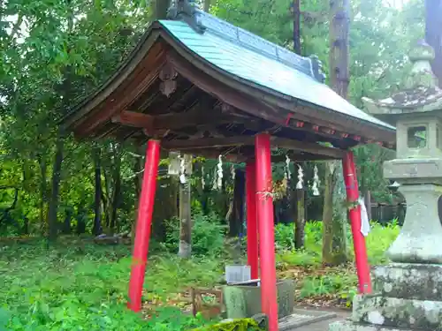 真木倉神社の手水