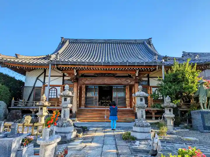 正覚寺の本殿・本堂