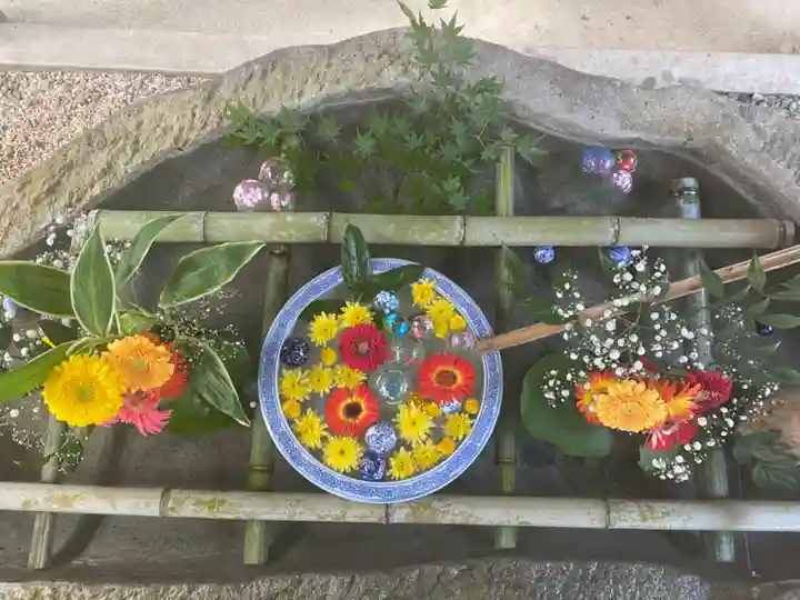 彦嶽宮の手水舎