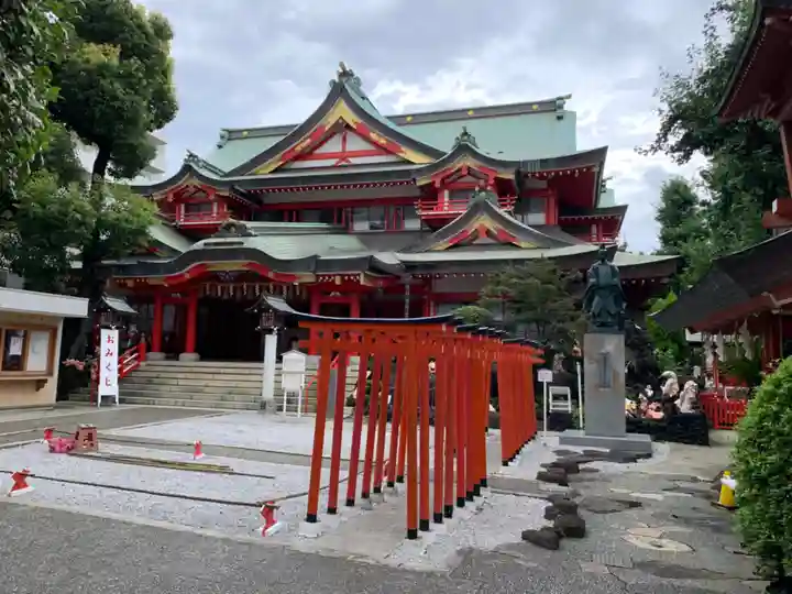 京濱伏見稲荷神社の本殿・本堂