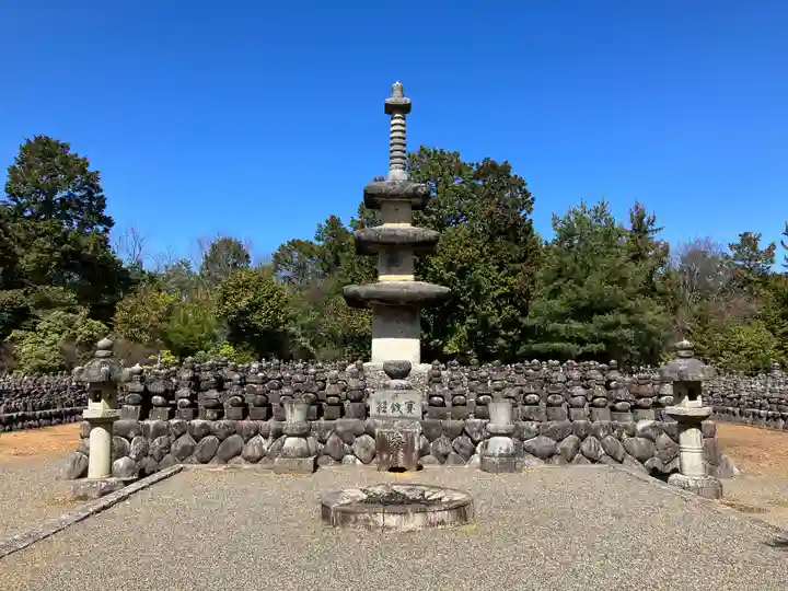 石塔寺の塔