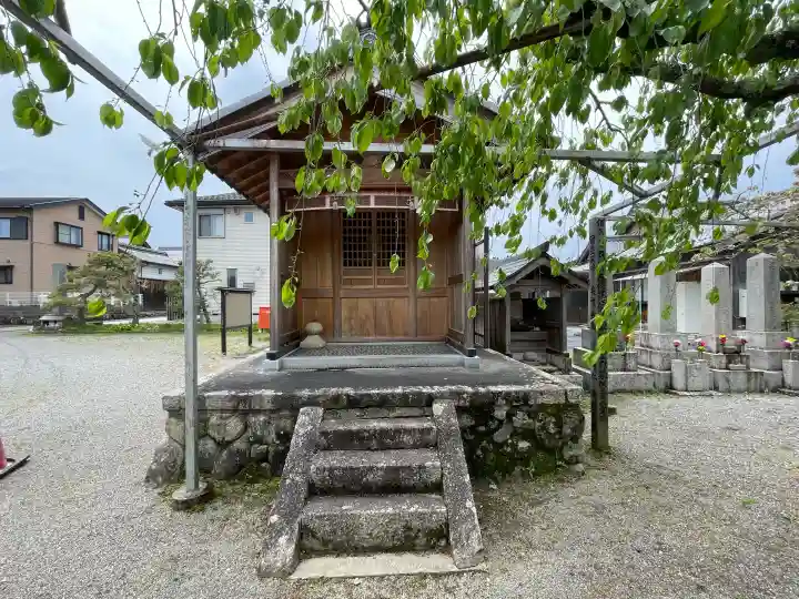 大福寺の{uncategorized: "未分類", other: "その他", undefined: "問題あり", building: "その他建物", grave: "お墓", sacred_gate: "鳥居", guardian: "狛犬", statue: "像", buddha: "仏像", history: "歴史", nature: "自然", garden: "庭園", animal: "動物", pagoda: "塔", temizu: "手水舎", mountain_gate: "山門・神門", sanctuary: "本殿・本堂", subordinate: "末社・摂社", art: "芸術", scenery: "景色", jizo: "地蔵", ema: "絵馬", goshuin: "御朱印", omikuji: "おみくじ", items: "授与品その他", amulet: "お守り", goshuincho: "御朱印帳", eats: "食事", festival: "お祭り", votive_dance: "神楽", shichigosan: "七五三参", wedding: "結婚式", experience: "体験その他", initially: "初詣", around: "周辺", anti_infection: "感染症対策"}