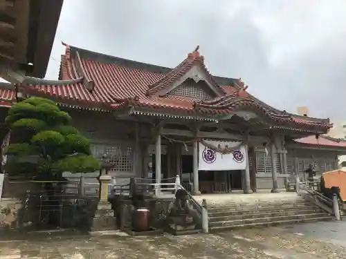 普天満宮の本殿