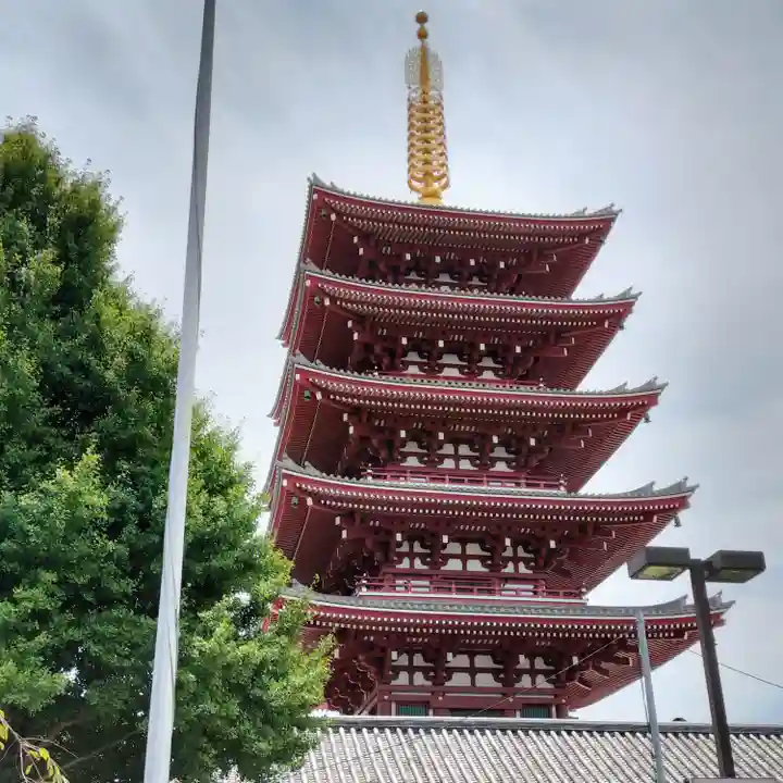 浅草寺の塔