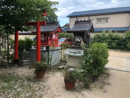 稲爪神社の末社