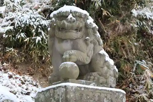 阿久津「田村神社」（郡山市阿久津町）旧社名：伊豆箱根三嶋三社の狛犬