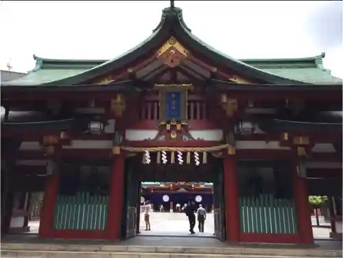 日枝神社の山門