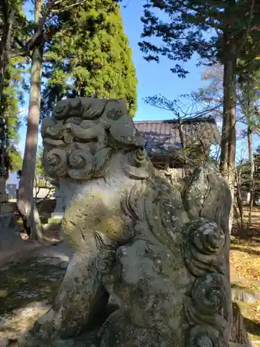 柳田神社の狛犬