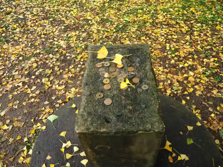 天河大辨財天社の{uncategorized: "未分類", other: "その他", undefined: "問題あり", building: "その他建物", grave: "お墓", sacred_gate: "鳥居", guardian: "狛犬", statue: "像", buddha: "仏像", history: "歴史", nature: "自然", garden: "庭園", animal: "動物", pagoda: "塔", temizu: "手水舎", mountain_gate: "山門・神門", sanctuary: "本殿・本堂", subordinate: "末社・摂社", art: "芸術", scenery: "景色", jizo: "地蔵", ema: "絵馬", goshuin: "御朱印", omikuji: "おみくじ", items: "授与品その他", amulet: "お守り", goshuincho: "御朱印帳", eats: "食事", festival: "お祭り", votive_dance: "神楽", shichigosan: "七五三参", wedding: "結婚式", experience: "体験その他", initially: "初詣", around: "周辺", anti_infection: "感染症対策"}