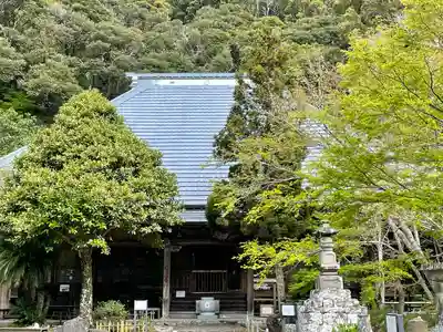 小松寺の本殿・本堂