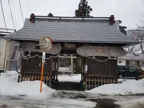 一箕山八幡神社の山門