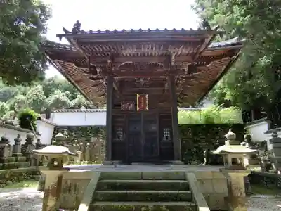 西教寺の本殿・本堂