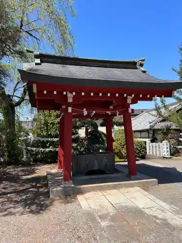 一瓶塚稲荷神社の手水舎