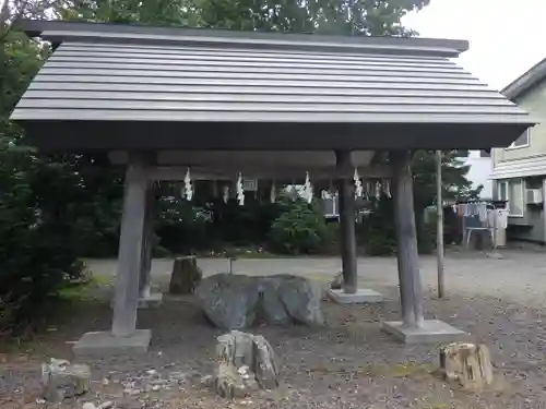 下川神社の手水