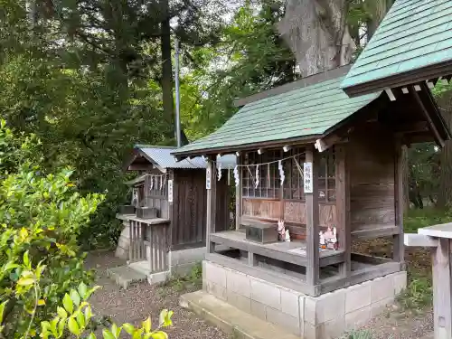常陸第三宮　吉田神社の{uncategorized: "未分類", other: "その他", undefined: "問題あり", building: "その他建物", grave: "お墓", sacred_gate: "鳥居", guardian: "狛犬", statue: "像", buddha: "仏像", history: "歴史", nature: "自然", garden: "庭園", animal: "動物", pagoda: "塔", temizu: "手水舎", mountain_gate: "山門・神門", sanctuary: "本殿・本堂", subordinate: "末社・摂社", art: "芸術", scenery: "景色", jizo: "地蔵", ema: "絵馬", goshuin: "御朱印", omikuji: "おみくじ", items: "授与品その他", amulet: "お守り", goshuincho: "御朱印帳", eats: "食事", festival: "お祭り", votive_dance: "神楽", shichigosan: "七五三参", wedding: "結婚式", experience: "体験その他", initially: "初詣", around: "周辺", anti_infection: "感染症対策"}